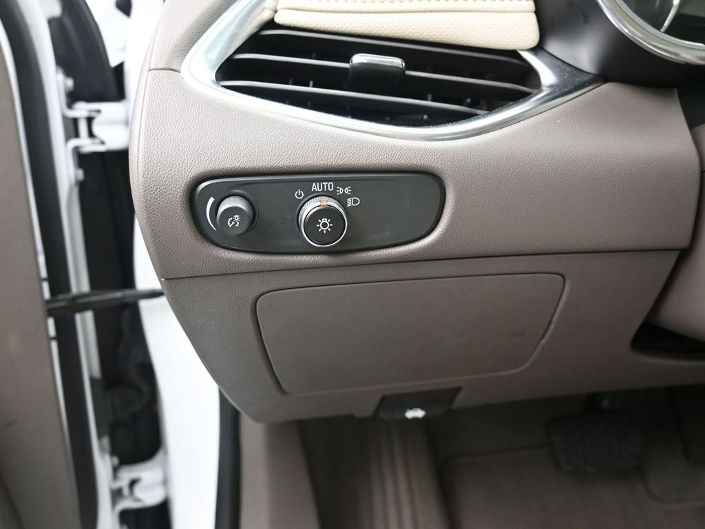 Certified 2024 Chevrolet Malibu LT image 14