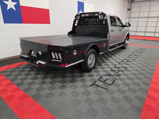 Used 2022 RAM 3500 Tradesman w/ Chrome Appearance Group image 18