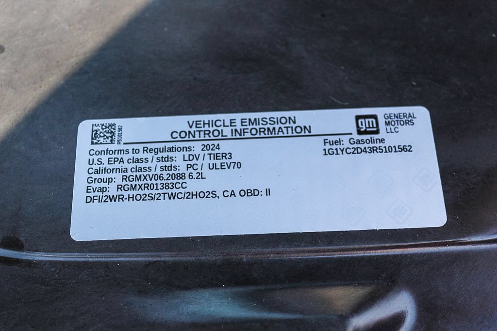 Used 2024 Chevrolet Corvette Stingray Premium Cpe w/ 3LT RWD image 27