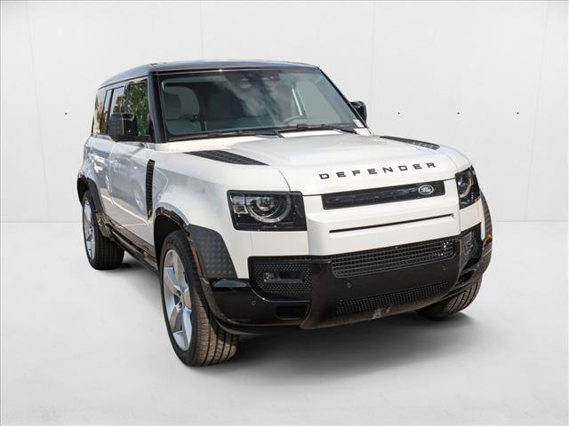 New 2025 Land Rover Defender 110 X-Dynamic SE image 6
