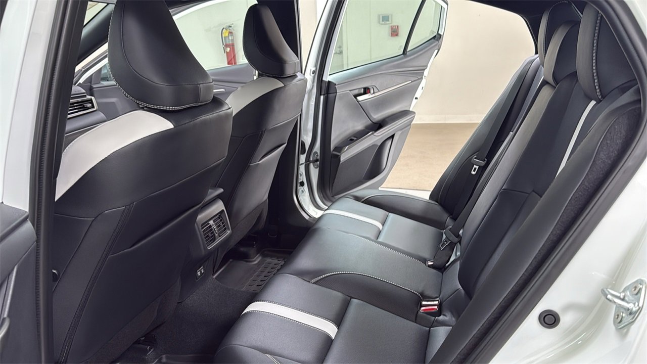 Certified 2025 Toyota Camry SE image 15