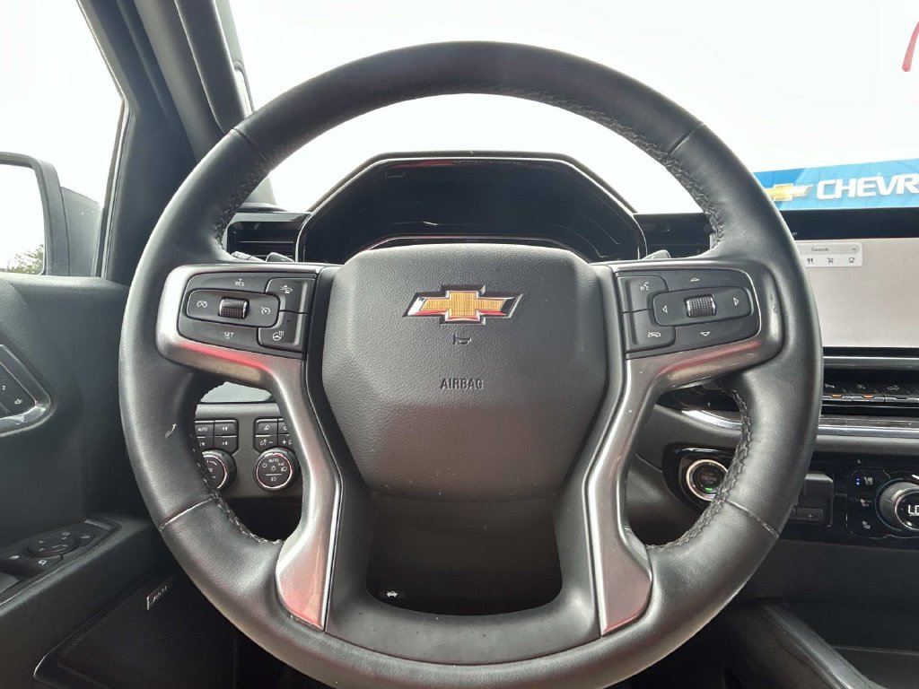 Certified 2023 Chevrolet Silverado 1500 LTZ AWD/4WD image 25