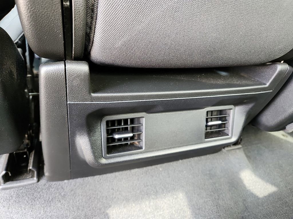 Used 2023 Chevrolet Silverado 1500 Custom AWD/4WD image 13