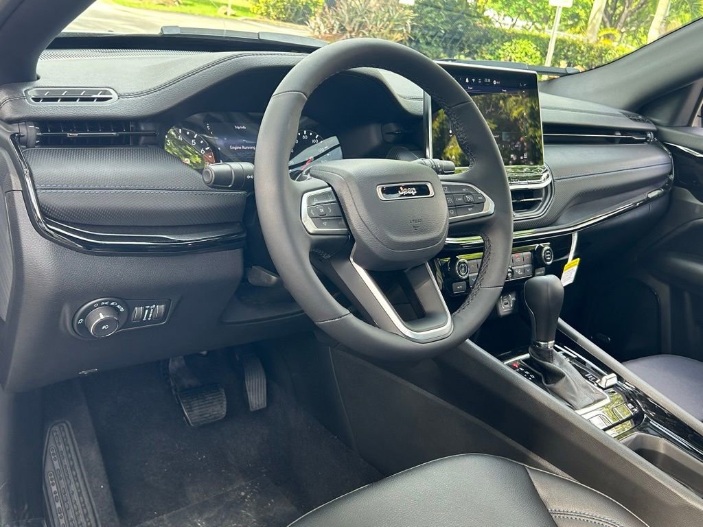 New 2025 Jeep Compass Limited w/ Sun & Sound Group image 40