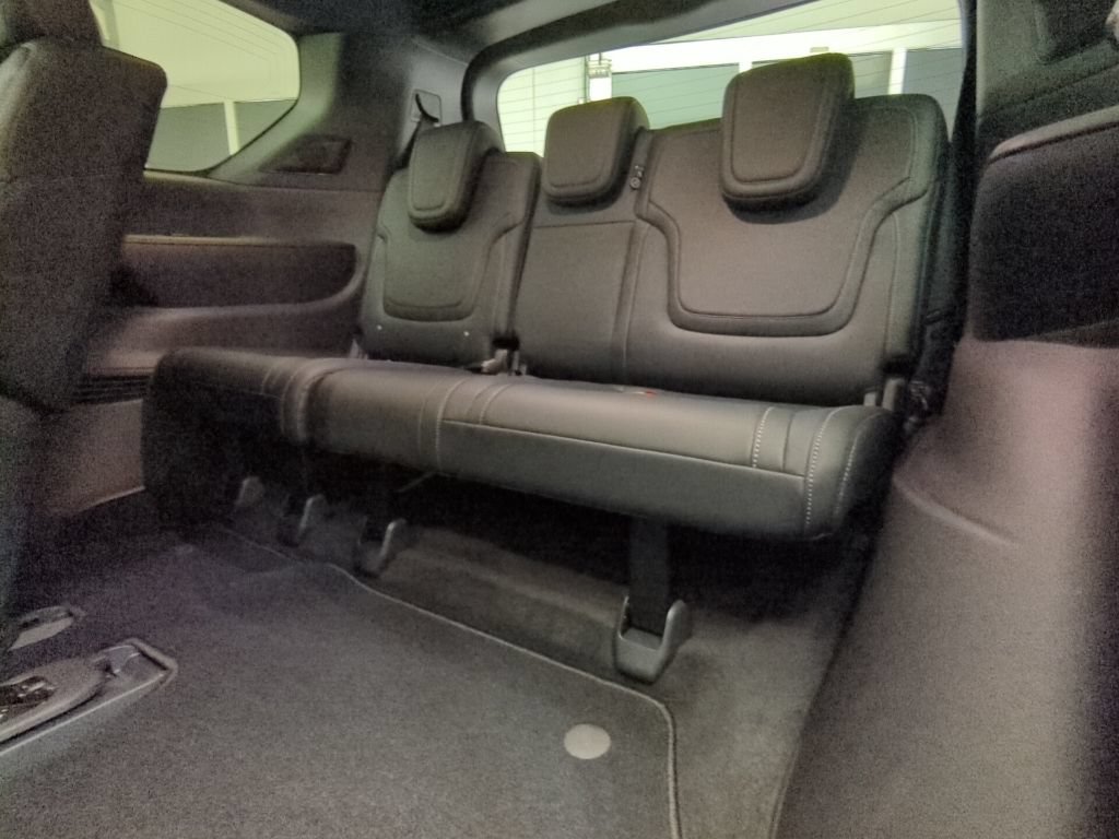 Certified 2025 Nissan Armada PRO-4X AWD/4WD image 30