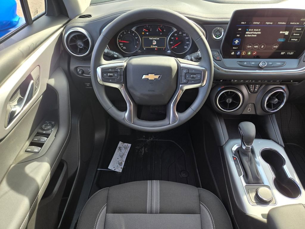 New 2025 Chevrolet Blazer LT image 10