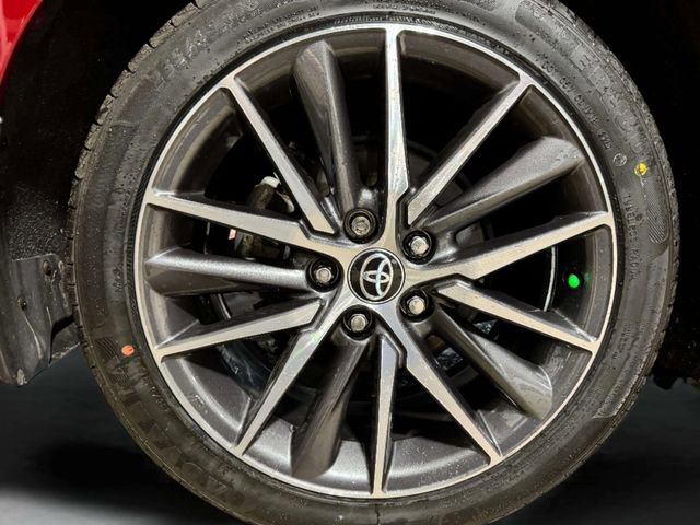 Used 2022 Toyota Camry XLE w/ Navigation Package image 35