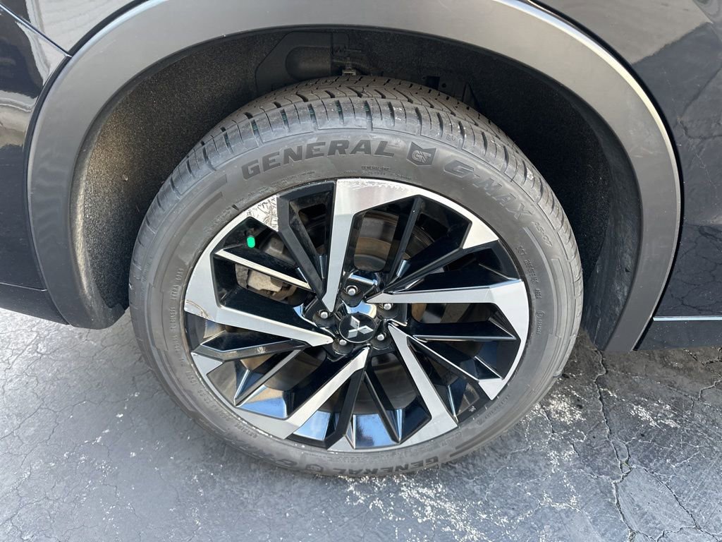 Used 2022 Mitsubishi Outlander SEL image 37