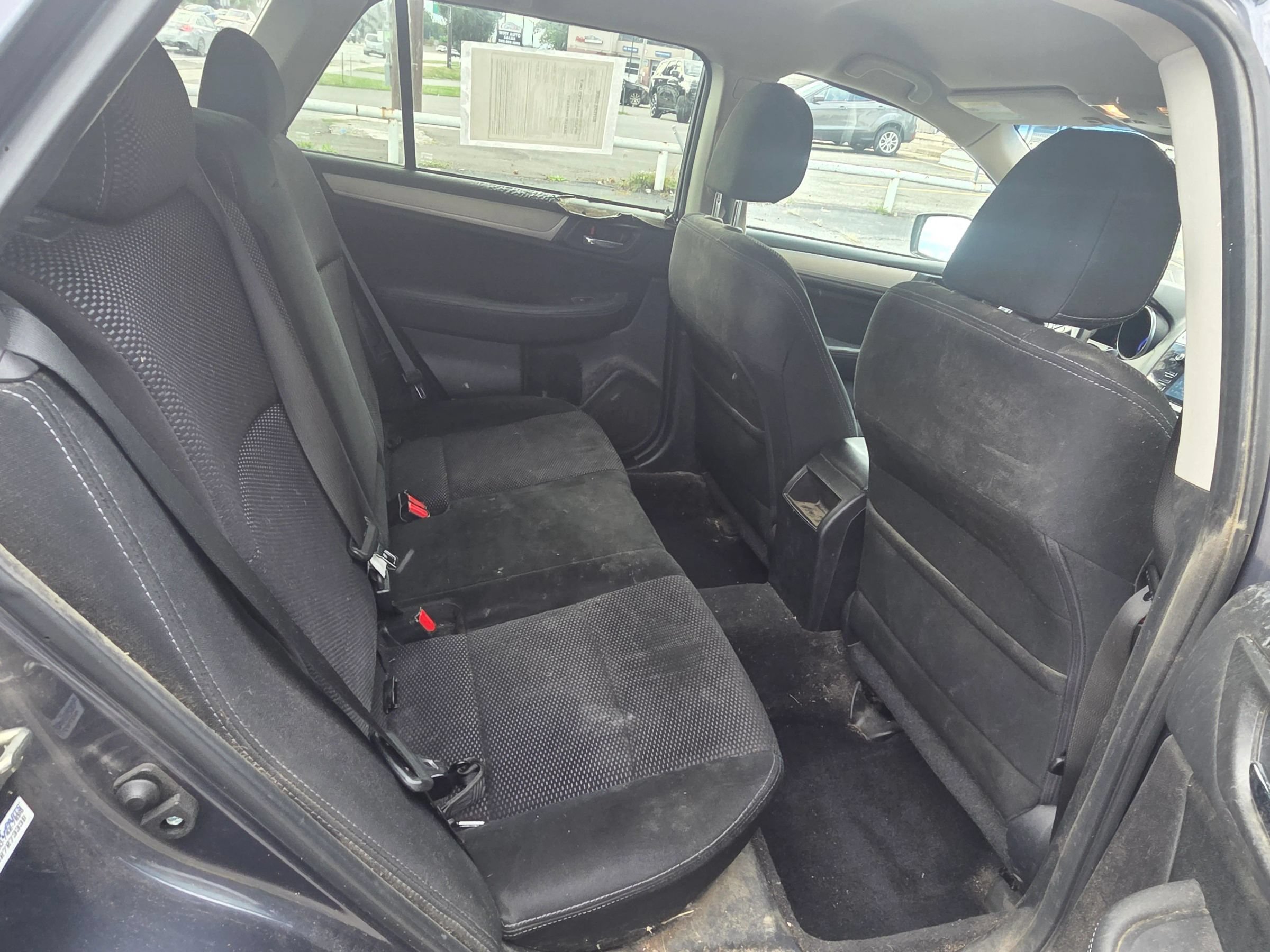 Used 2015 Subaru Outback 2.5i Premium AWD/4WD image 9