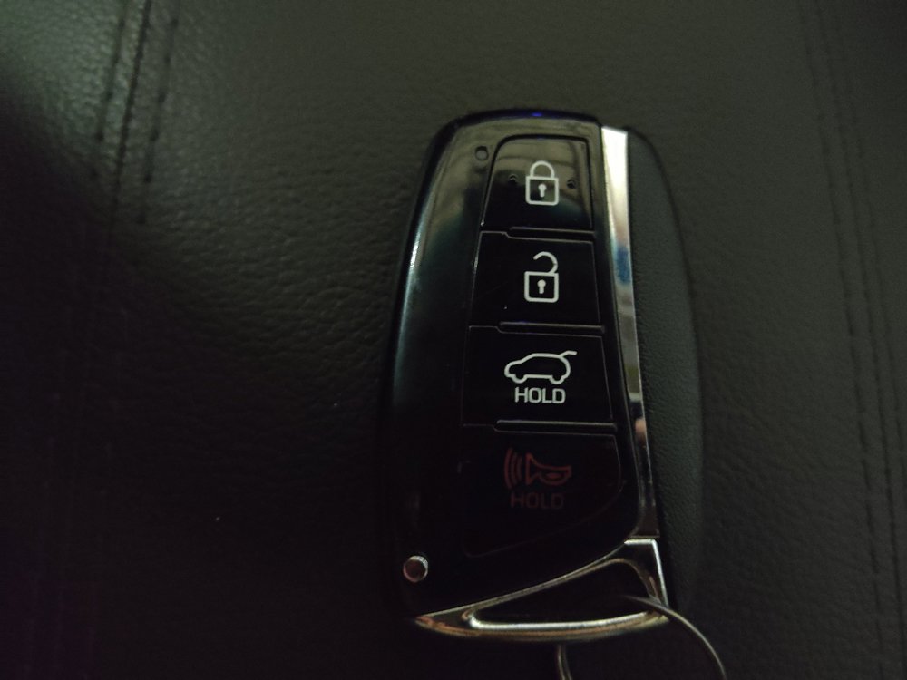 Used 2018 Hyundai Santa Fe Sport FWD image 32