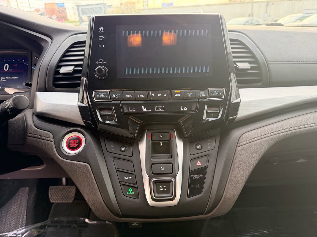Used 2018 Honda Odyssey EX image 22