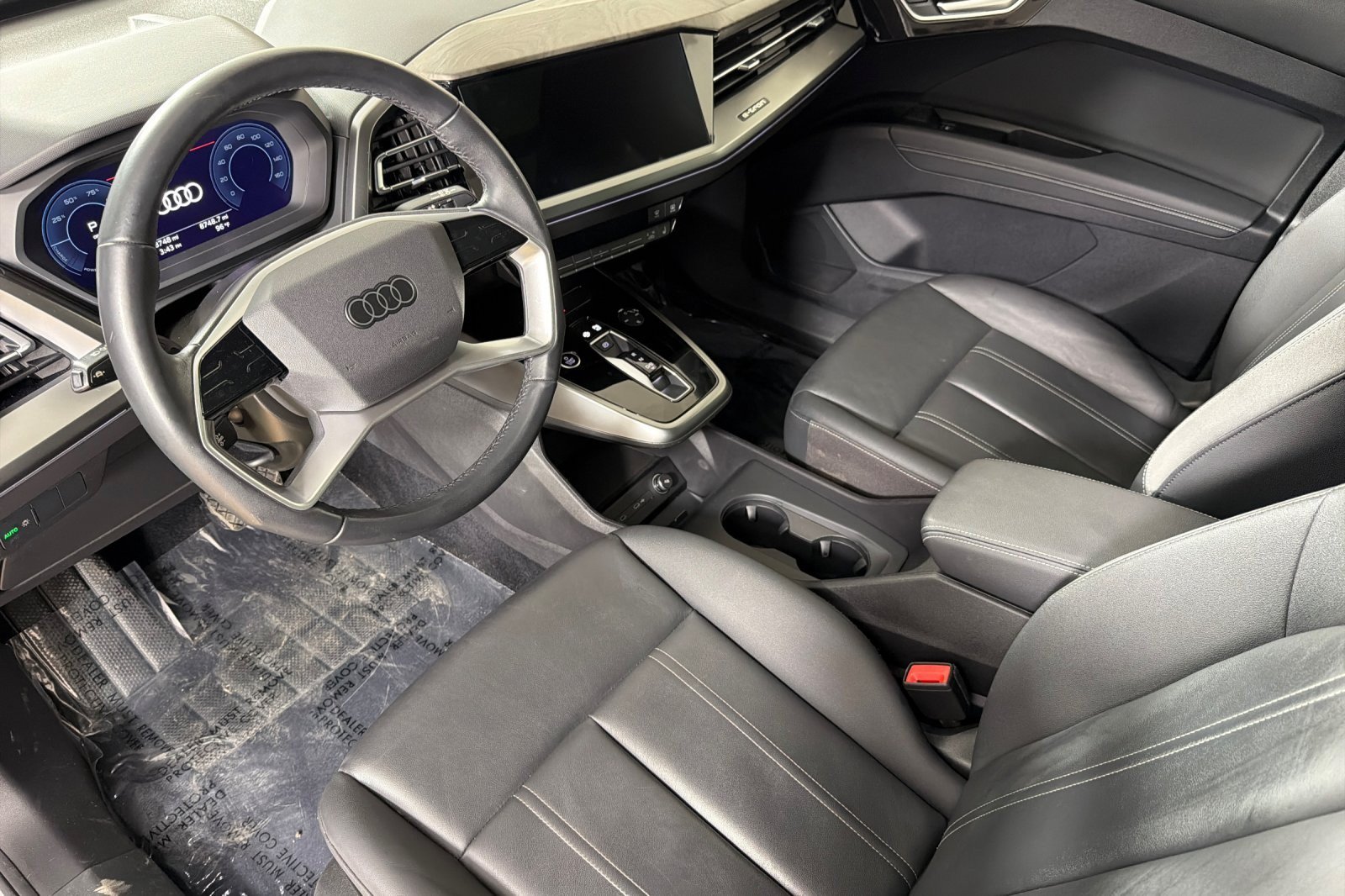 Certified 2023 Audi Q4 e-tron Premium AWD/4WD image 9