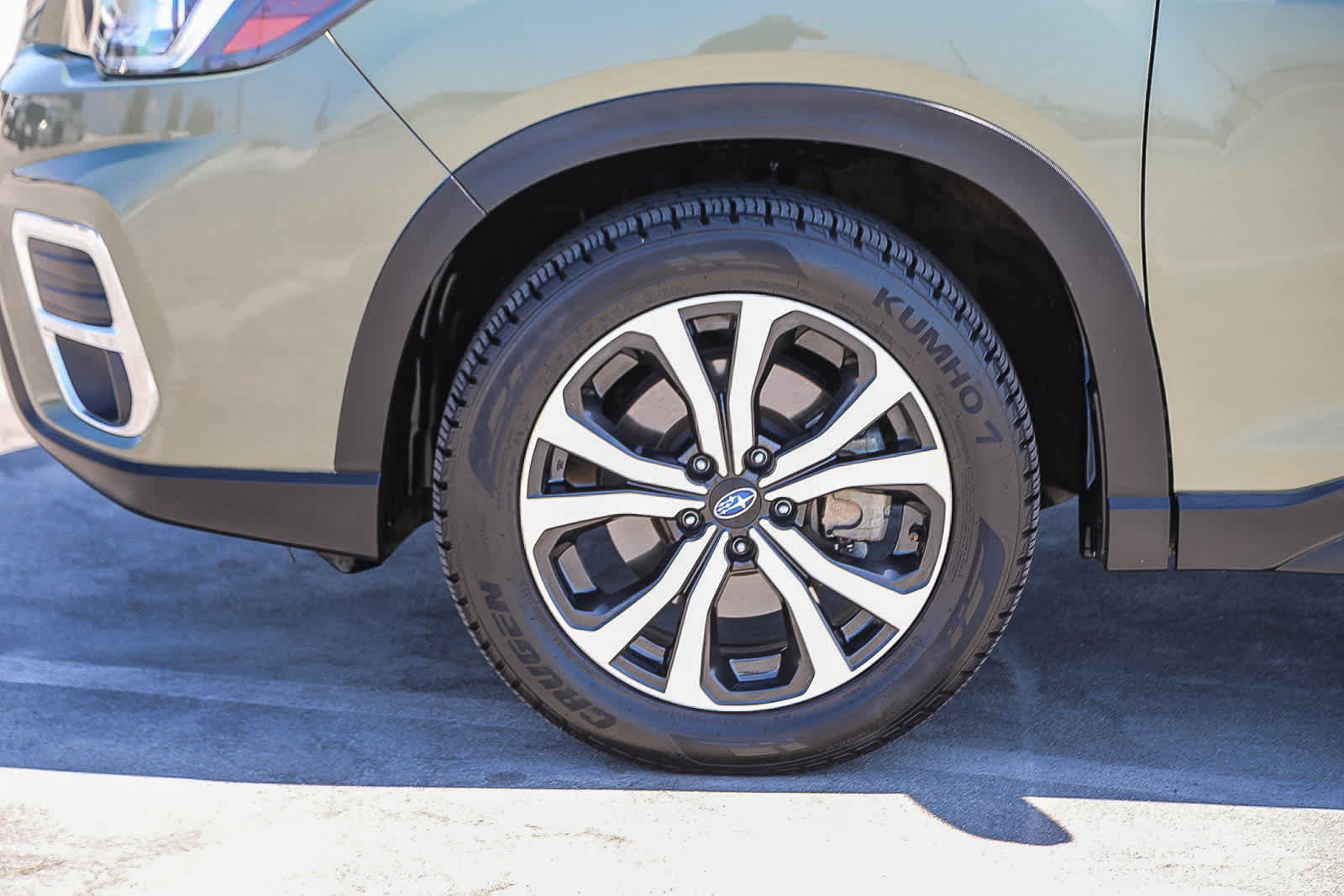 Used 2020 Subaru Forester Limited AWD/4WD image 10