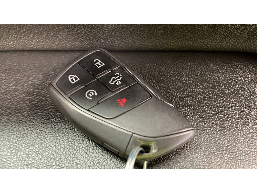 Used 2025 Chevrolet Silverado 2500 High Country w/ High Country Premium Package image 19