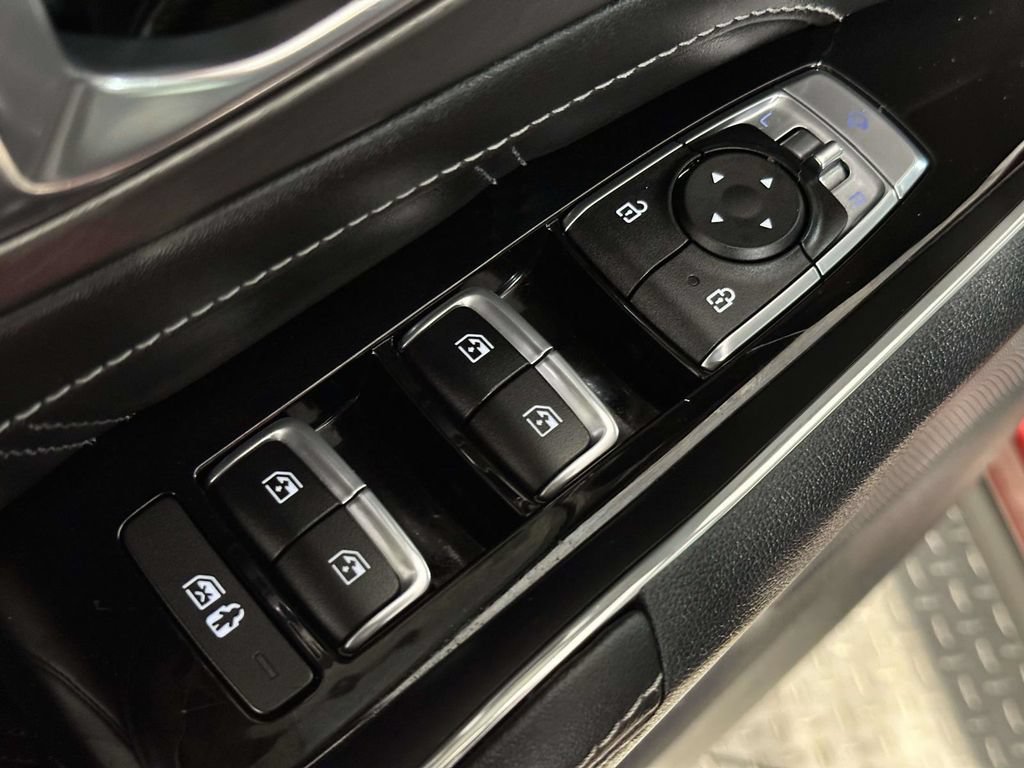 Used 2023 Kia Sorento SX AWD/4WD image 30
