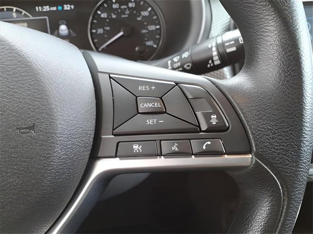 Used 2021 Nissan Kicks SV image 18