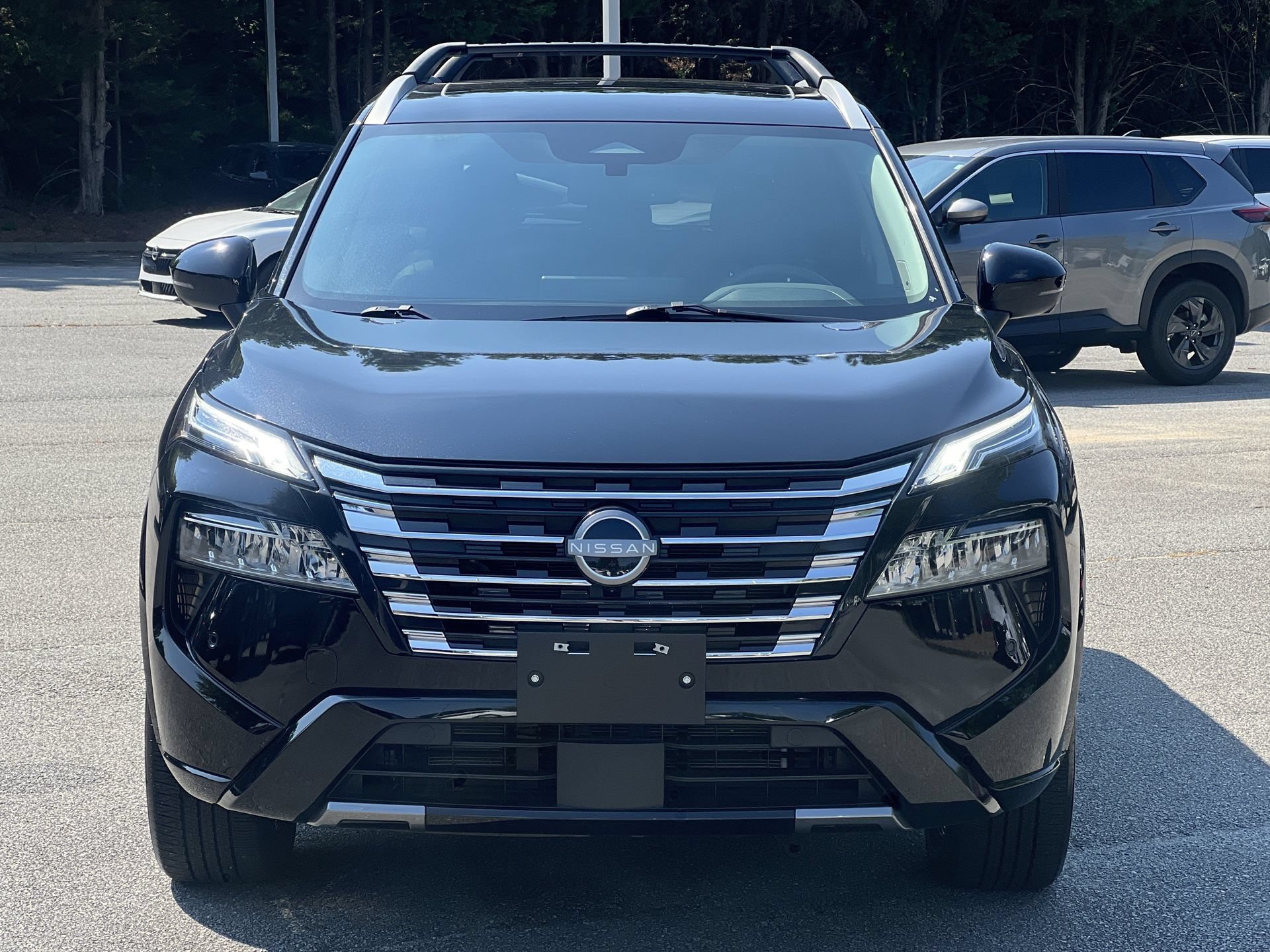 Certified 2025 Nissan Rogue Platinum FWD image 31