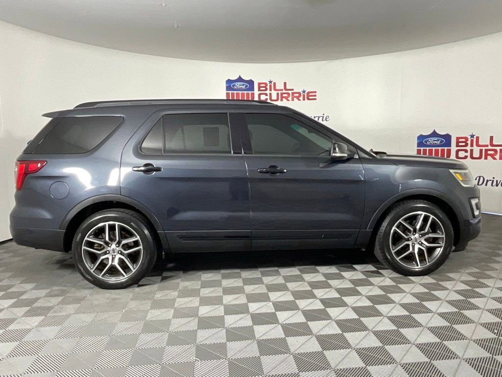 Used 2017 Ford Explorer Sport w/ Equipment Group 401A AWD/4WD image 2