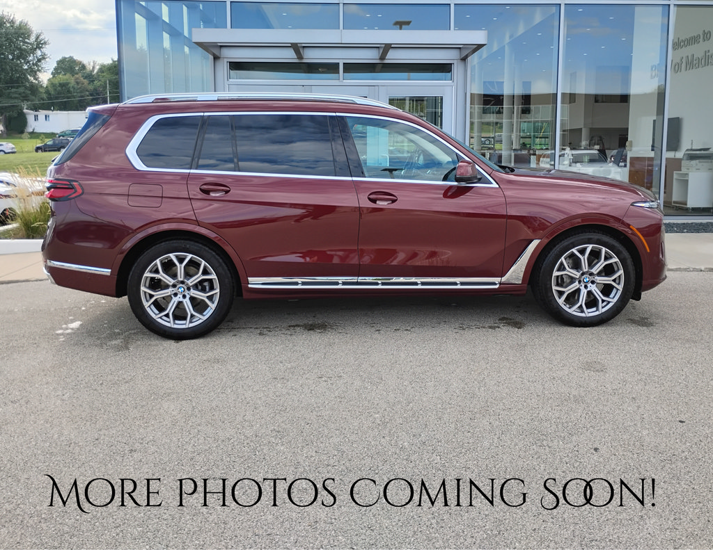 Used 2026 BMW X7 xDrive40i AWD/4WD image 2