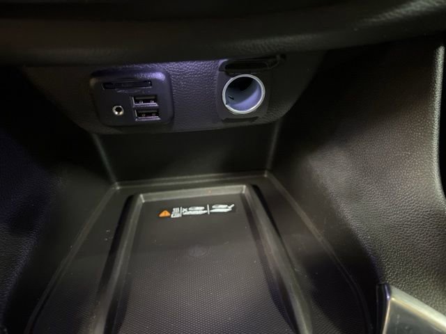 Used 2022 Chevrolet Traverse RS w/ LPO, 'HIT The Road' Package AWD/4WD image 33