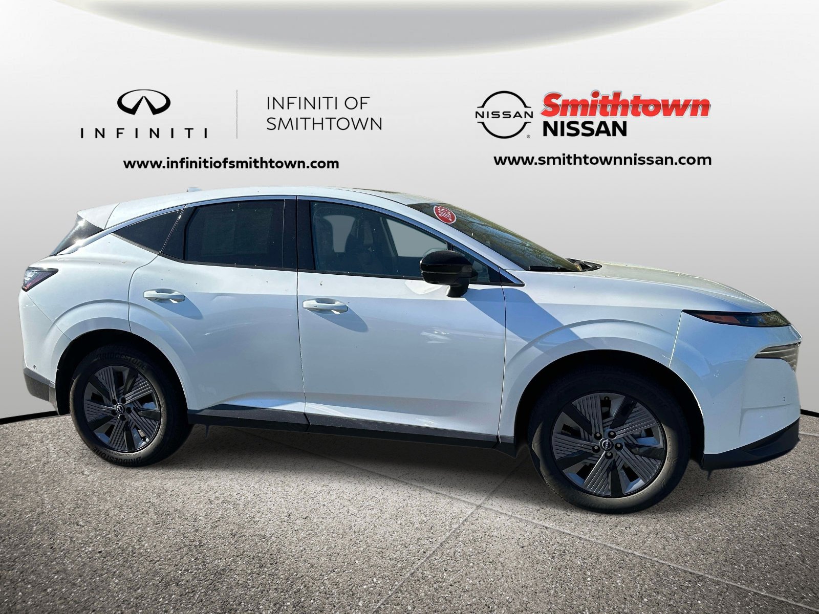 Used 2025 Nissan Murano SL AWD/4WD image 3