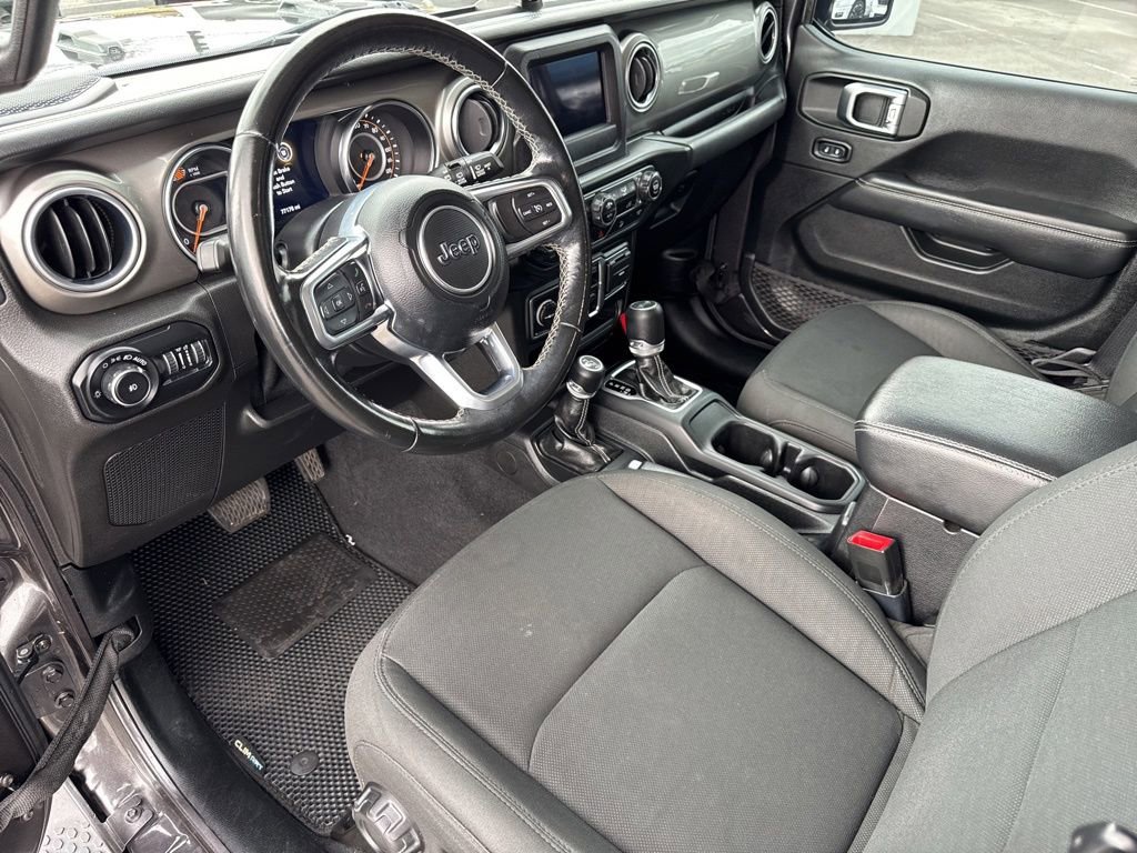 Used 2020 Jeep Wrangler Unlimited Sahara AWD/4WD image 29