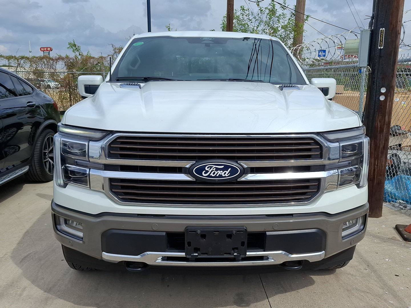 Used 2025 Ford F150 King Ranch w/ FX4 Off-Road Package AWD/4WD image 25