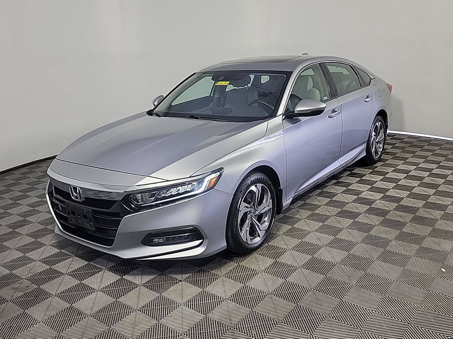 Certified 2020 Honda Accord EX-L image 9