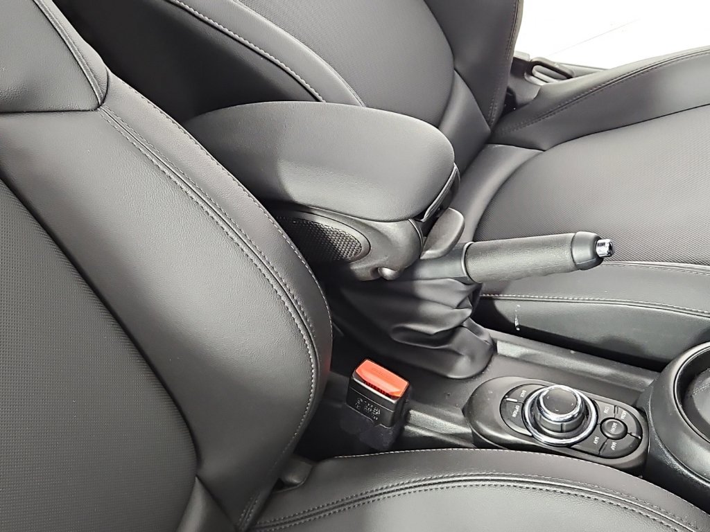 Certified 2024 MINI Cooper S FWD image 16