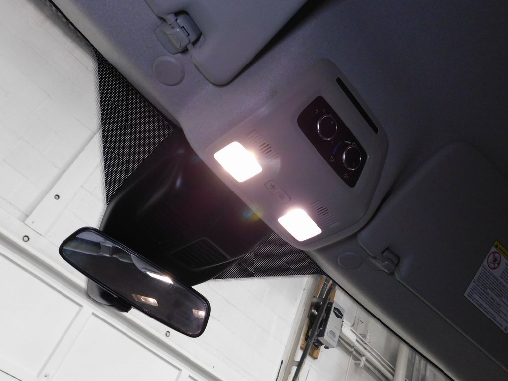 Used 2023 Ford Transit 350 XLT image 88