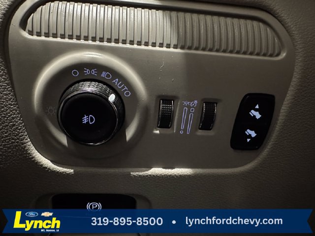Used 2023 Jeep Wagoneer L Series III w/ Premium Group I AWD/4WD image 20