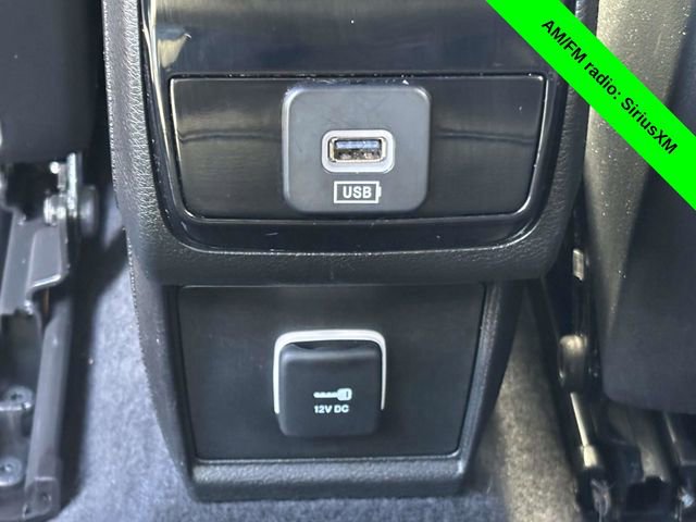 Used 2024 Jeep Compass Latitude image 24