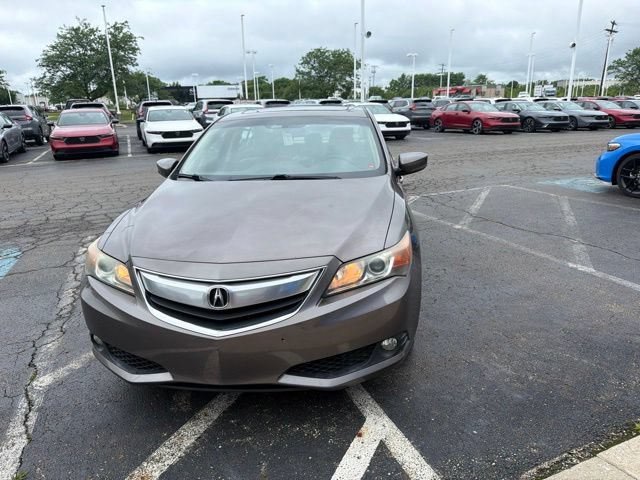 Used 2015 Acura ILX w/ Premium Package FWD image 4