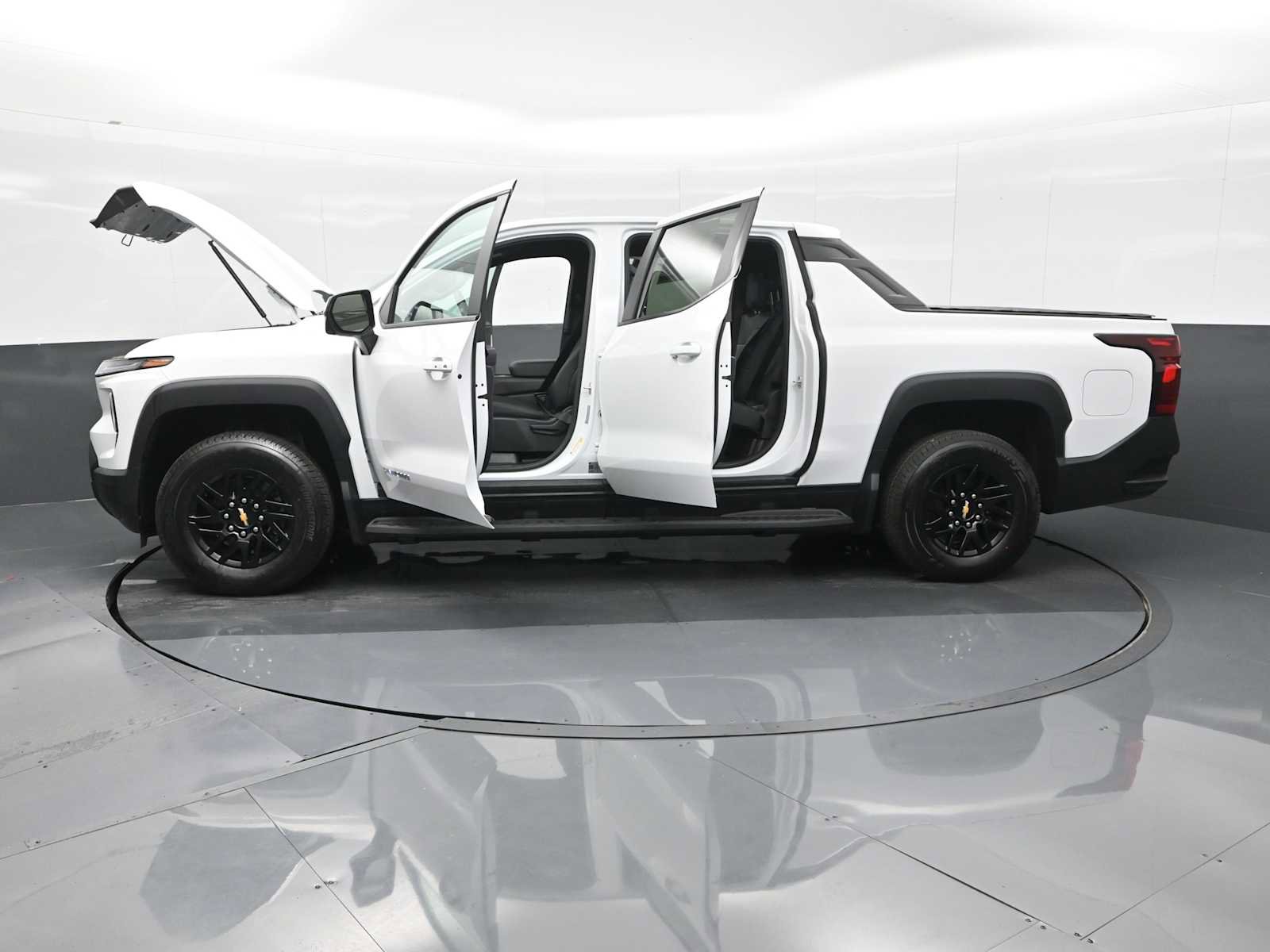 New 2024 Chevrolet Silverado EV W/T AWD/4WD image 30