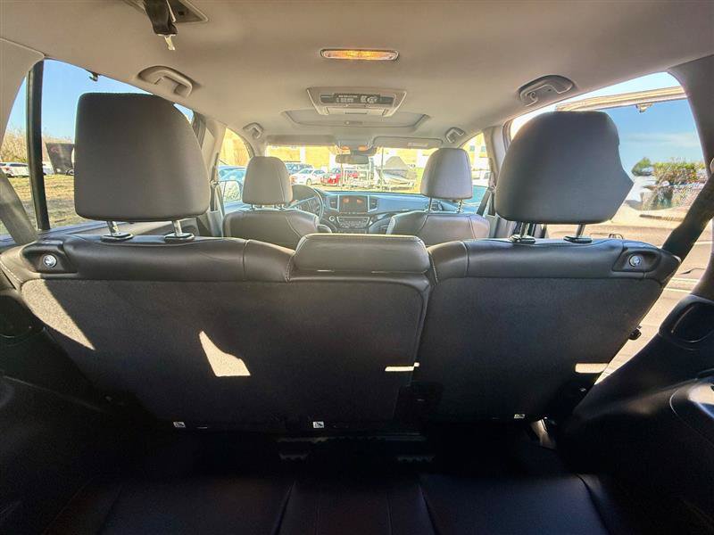 Used 2018 Honda Pilot Touring image 27