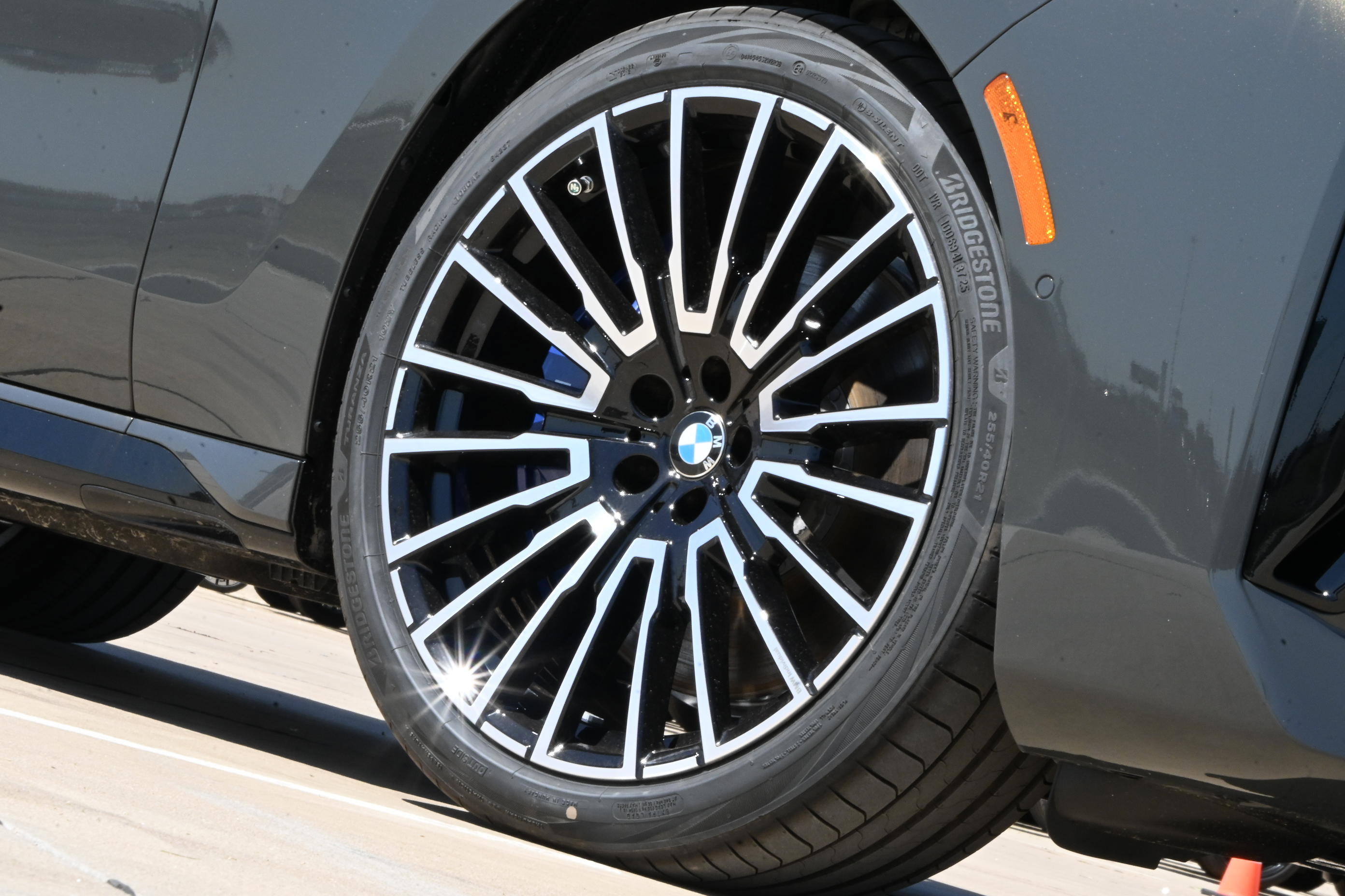 New 2026 BMW 740i xDrive image 8