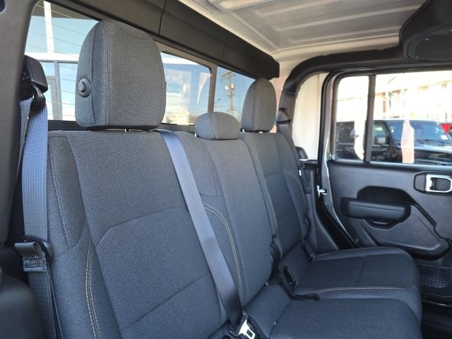 New 2026 Jeep Gladiator Sport AWD/4WD image 40