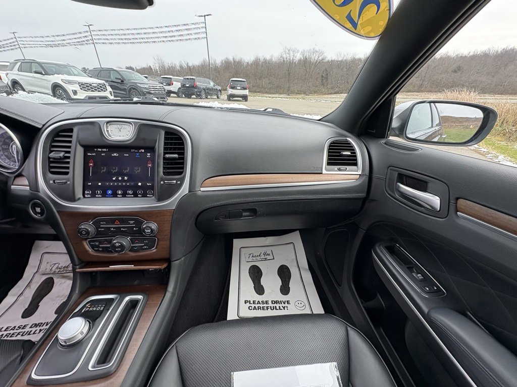 Used 2019 Chrysler 300 C w/ Sun, Sound & Nav Package image 30