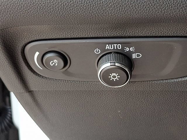 Used 2023 Buick Envision Preferred AWD/4WD image 24