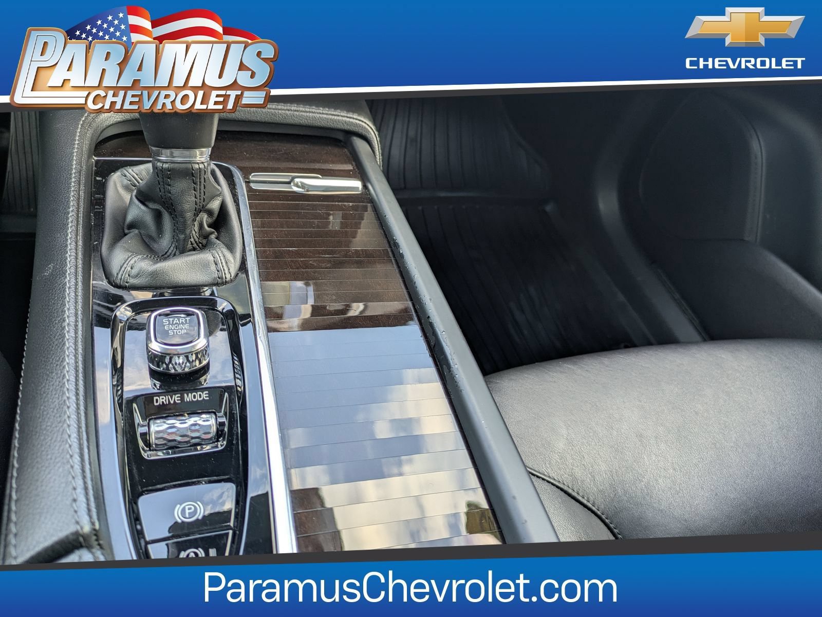 Used 2019 Volvo XC90 T5 Momentum w/ Multimedia Package AWD/4WD image 30