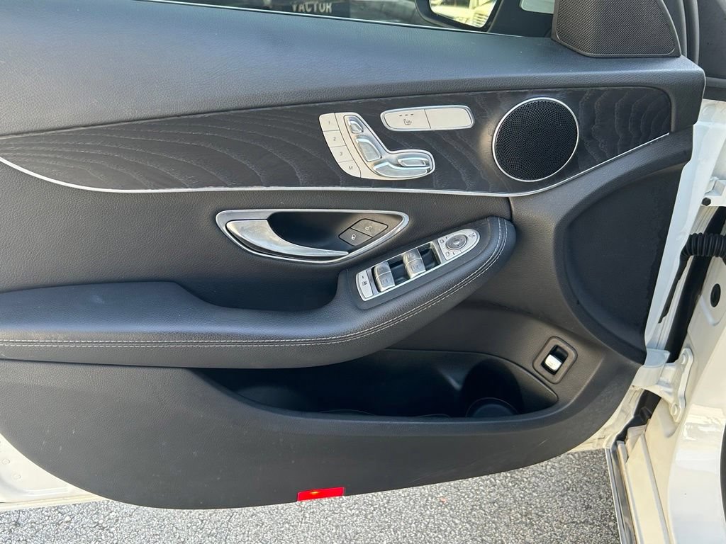 Used 2016 Mercedes-Benz C 300 Sedan image 15