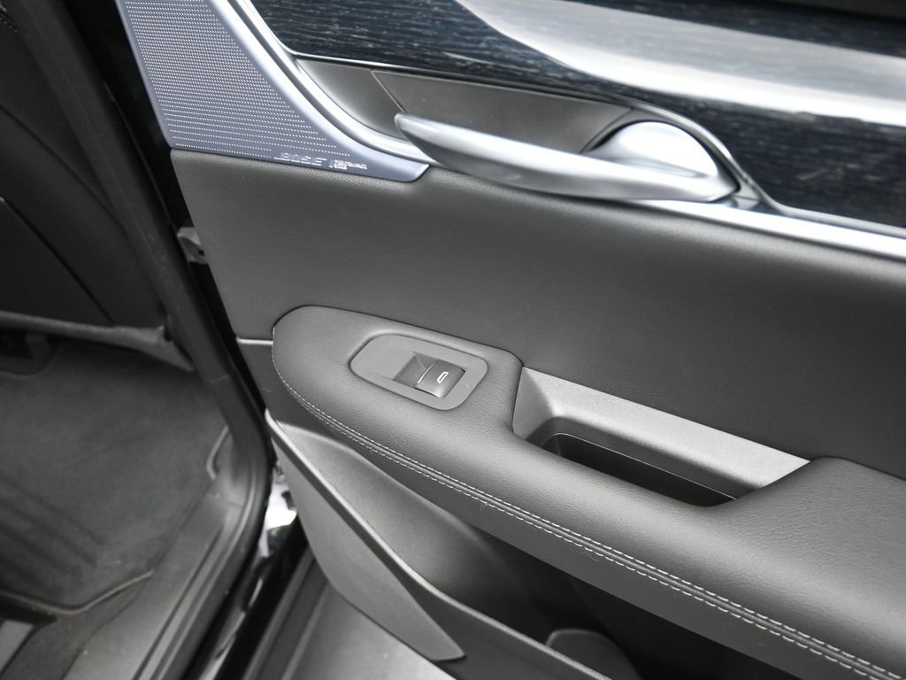 New 2026 Cadillac XT5 Premium Luxury image 25