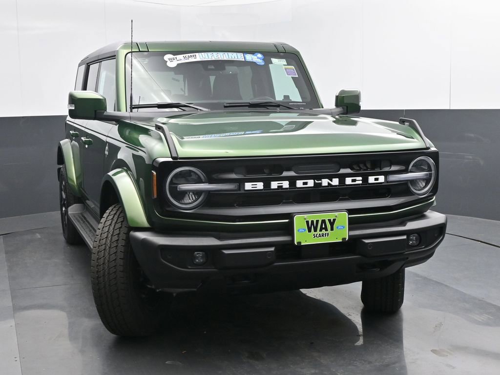New 2025 Ford Bronco Outer Banks image 9