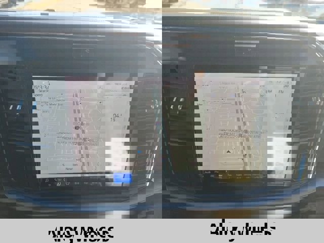 New 2026 Ford F250 Lariat w/ Black Appearance Package image 15