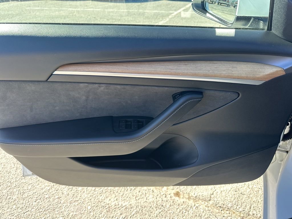 Used 2021 Tesla Model 3 Long Range image 26