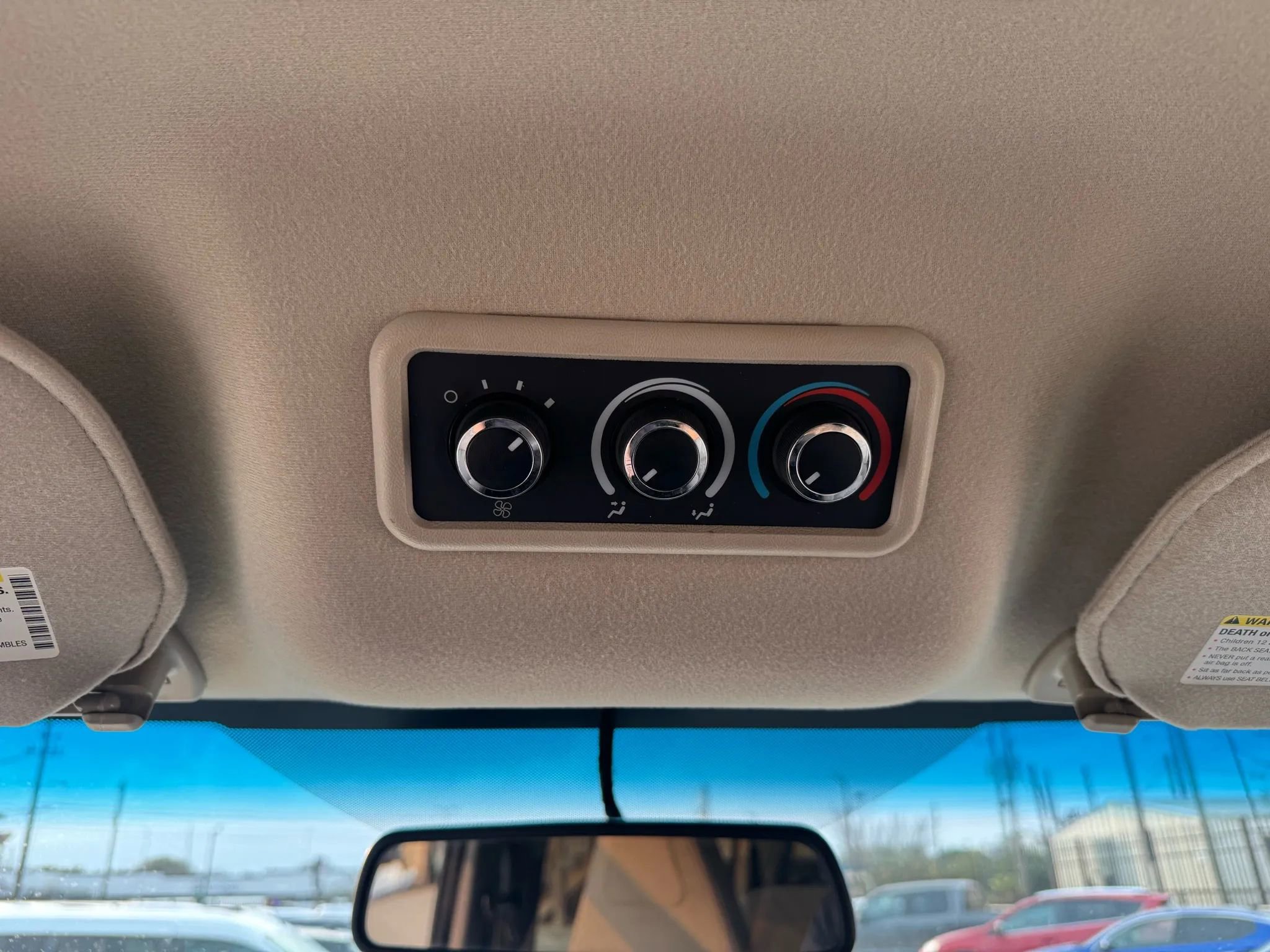 Used 2017 Chevrolet Express 3500 LT w/ LT Preferred Equipment Group image 41