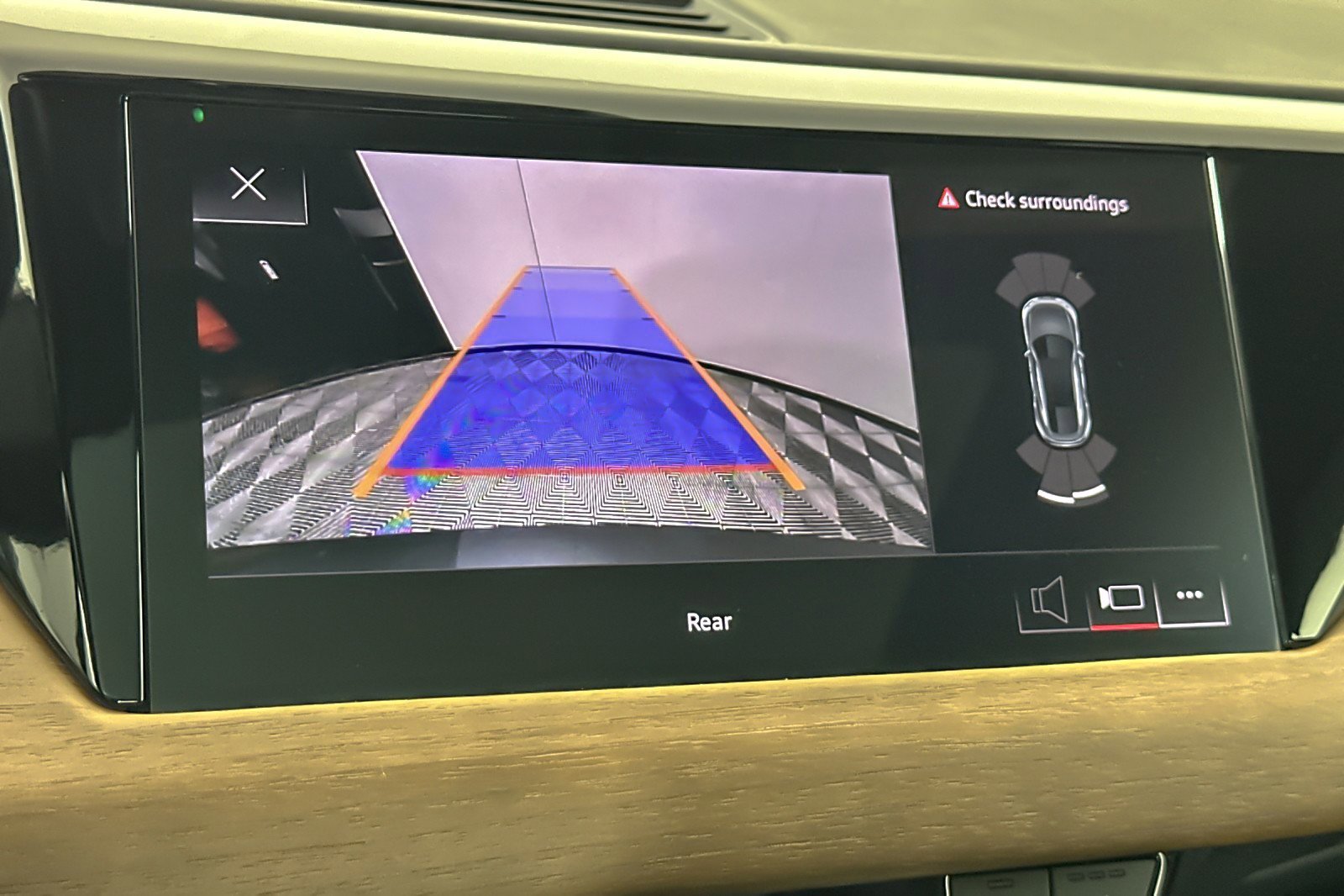 Used 2024 Audi e-tron GT Premium Plus w/ Executive Package image 18