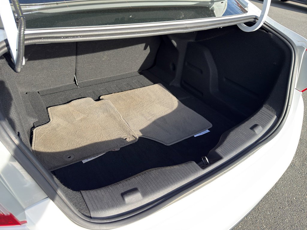 Used 2017 Chevrolet Cruze Premier image 29