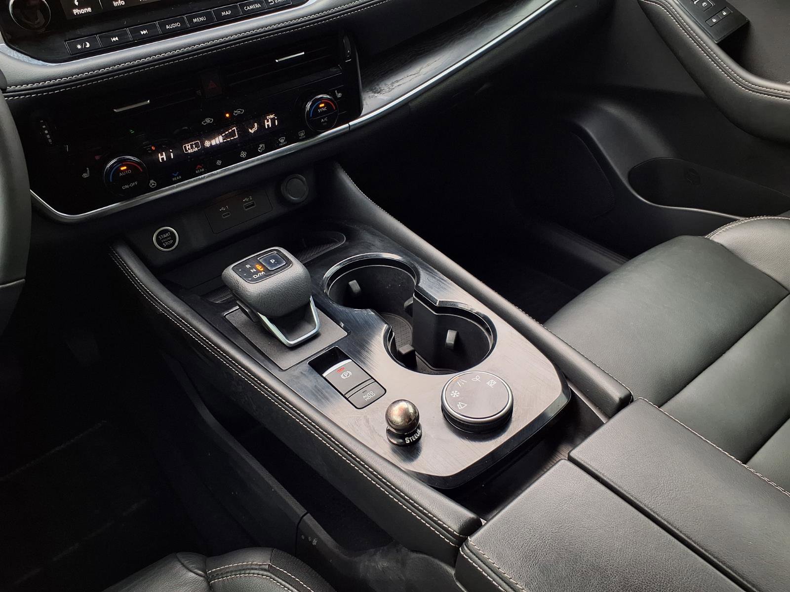 Used 2021 Nissan Rogue SL w/ Premium Package image 16