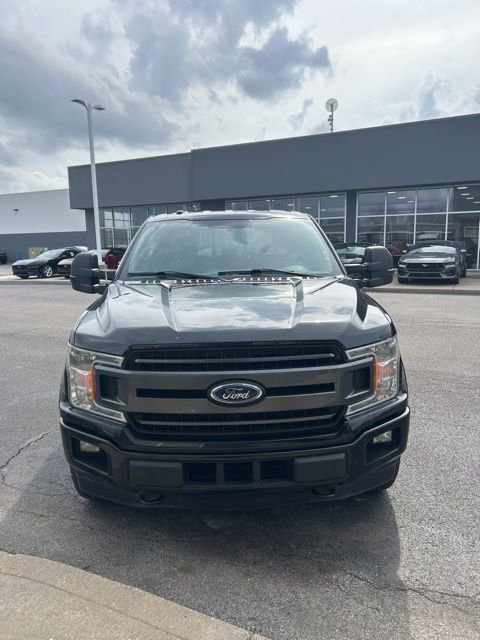 Used 2018 Ford F150 XLT w/ Equipment Group 302A Luxury image 4